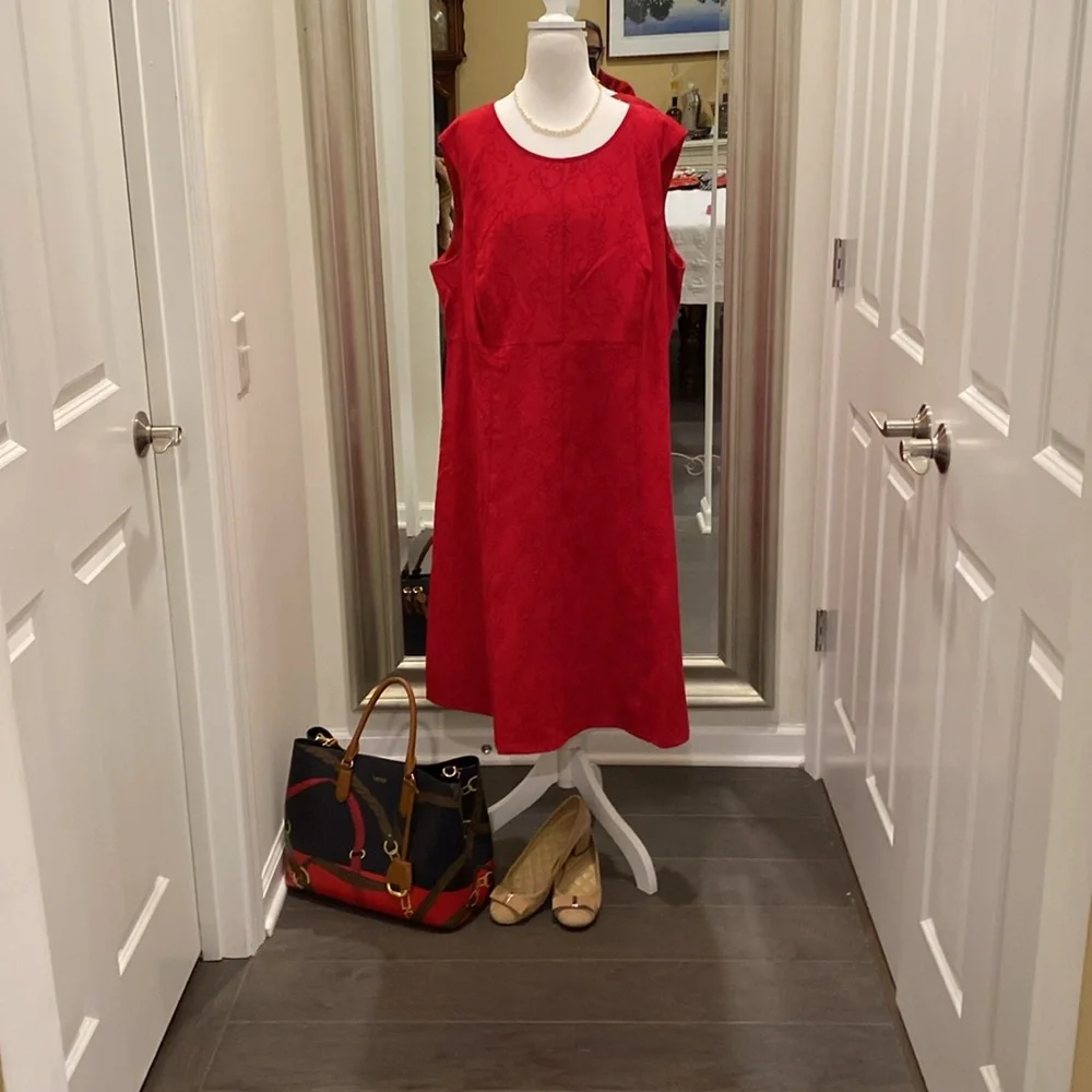 Adrianna Papell red A-line cocktail dress Size 18W fully lined zipper in back - Picture 3 of 12